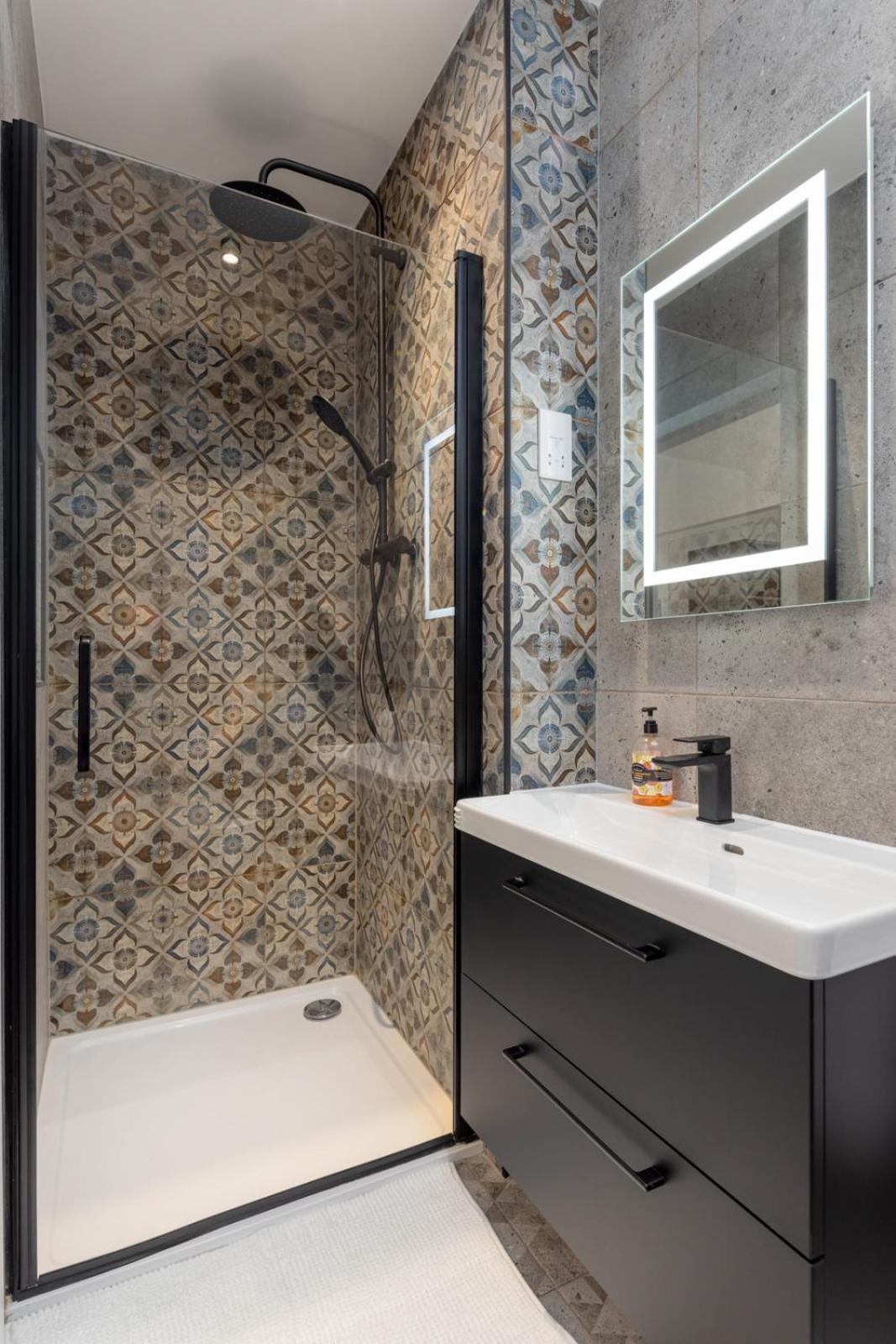 Flatzy - 16 Guests 4 En-Suite Central Apartment A Λίβερπουλ Εξωτερικό φωτογραφία